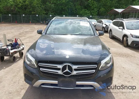 2016 Mercedes-Benz Glc 300 4Matic z USA, uszkodzony, nr VIN WDC0G4KB0GF081956